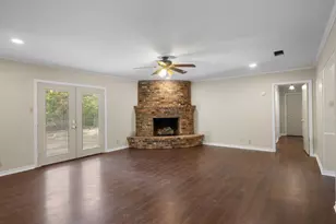 411 N Glencrest, White Oak, TX 75693 - Photo 4