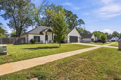 911 Jack Brown, Whitehouse, TX 75791 - Photo 34