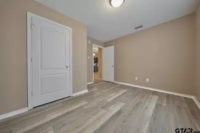 236 Shelley Ln, Lindale, TX 75771 - Photo 18