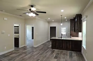 604 N Commerce, Overton, TX 75684 - Photo 2