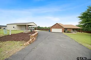 11906 Meadow Creek Dr, Brownsboro, TX 75756 - Photo 2