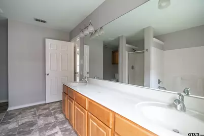 625 Winding Brook Trl, Tyler, TX 75703 - Photo 20