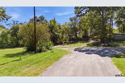 20715 Parkside St, Chandler, TX 75758 - Photo 8