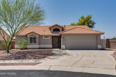 12965 N Three Buttes Place - Photo 1