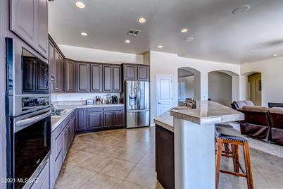 4713 W Cholla Bluff Drive - Photo 1