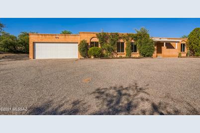 6649 N Amahl Circle - Photo 1