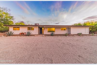 11602 E Fort Lowell Road - Photo 1