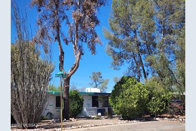 1301 E Nevada Drive - Photo 1