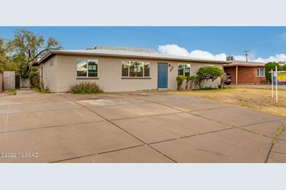 6765 E Nelson Drive, Tucson, AZ 85730 - Photo 1