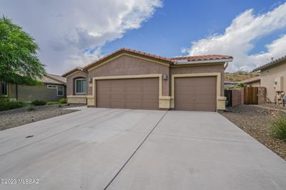 60664 Eagle Mountain Drive - Photo 1