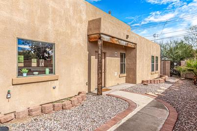 836 N Wilmot Road, Tucson, AZ 85710 - Photo 1