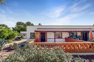 431 S La Canada Dr, Green Valley, AZ 85614 - Photo 1