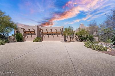 13763 N Placita Meseta De Oro, Oro Valley, AZ 85755 - Photo 1