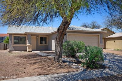 5644 S Abbottsford Drive, Tucson, AZ 85746 - Photo 1