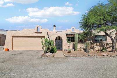 87 E Villas Circle, Tucson, AZ 85705 - Photo 1