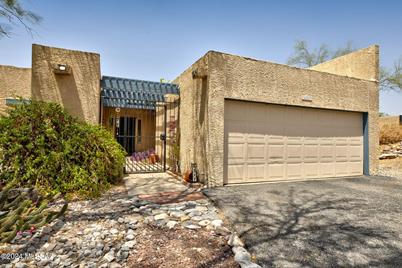 6317 N Camino Hermosillo, Tucson, AZ 85718 - Photo 1