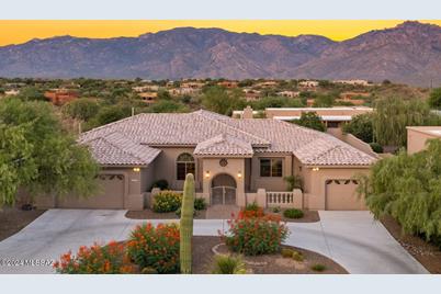 12118 N Tall Grass Drive, Oro Valley, AZ 85755 - Photo 1