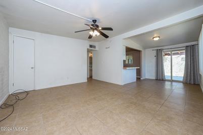 5930 E 29th Street, Tucson, AZ 85711 - Photo 1