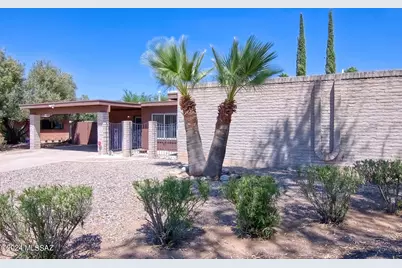 7821 E Clarence Place, Tucson, AZ 85715 - Photo 1