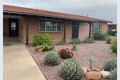 200 E Los Mangos, Green Valley, AZ 85614 - Photo 1