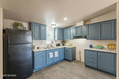 6110 N Pepper Tree Lane, Tucson, AZ 85741 - Photo 1