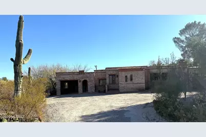 5202 E Fort Lowell Road, Tucson, AZ 85712 - Photo 1