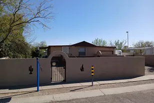 2276 S Devon Loop, Tucson, AZ 85713 - Photo 1