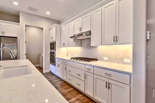 30776 S Sand Hurst Ln, Oracle, AZ 85623 - Photo 1