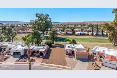 132 Paseo De Golf #24, Green Valley, AZ 85614 - Photo 1