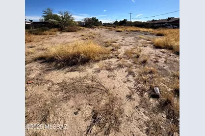 400 Aragon Road, Tucson, AZ 85756 - Photo 1