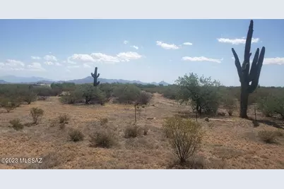 17Xxx Flybuoy Ranch Rd #2, Marana, AZ 85653 - Photo 1