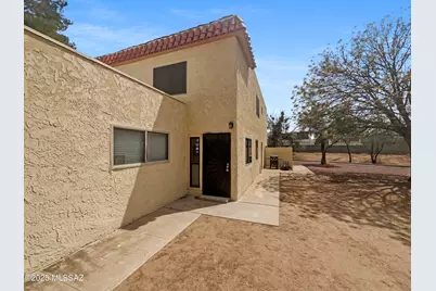 6588 Calle La Paz #C, Tucson, AZ 85715 - Photo 1