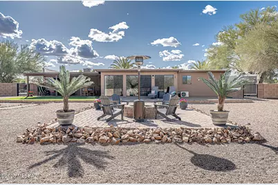 945 S La Huerta, Green Valley, AZ 85614 - Photo 1