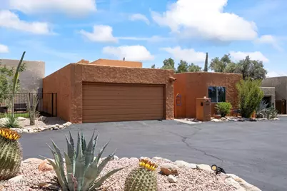 860 E Placita Leslie, Tucson, AZ 85718 - Photo 1