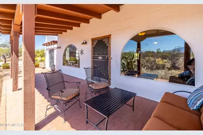 660 W Paseo Potrerro, Green Valley, AZ 85622 - Photo 1