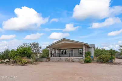 10402 S Country Club Road, Tucson, AZ 85756 - Photo 1