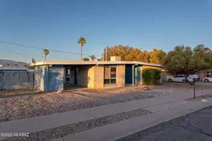 8133 E 6th St, Tucson, AZ 85710 - Photo 1