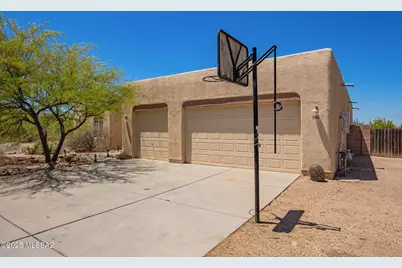 13940 E Hay Bale Trail, Vail, AZ 85641 - Photo 1