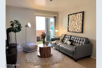 1810 E Blacklidge Drive #406, Tucson, AZ 85719 - Photo 1