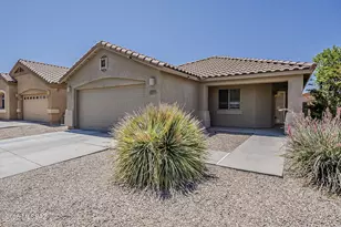 6646 E Splendid Ln, Tucson, AZ 85756 - Photo 1