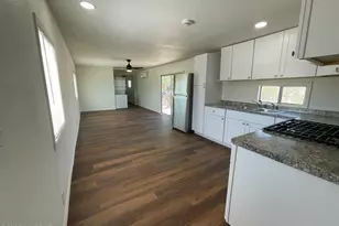 693 E Lake Dr, Benson, AZ 85602 - Photo 1