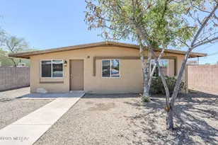 18 E Mac Iver Pl, Tucson, AZ 85705 - Photo 1