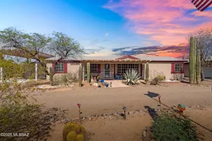 6760 N Spring Wagon Dr, Tucson, AZ 85743 - Photo 1
