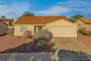 8632 N Silver Moon Way, Tucson, AZ 85743 - Photo 1