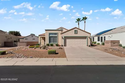 551 W Links Lane, Green Valley, AZ 85614 - Photo 1