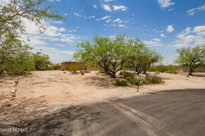 8920 E Tano Place, Tucson, AZ 85749 - Photo 1