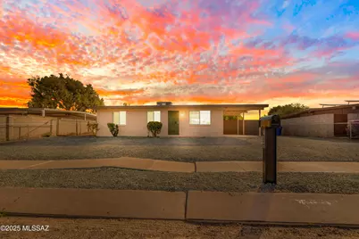 7575 E Apple Tree Drive, Tucson, AZ 85730 - Photo 1
