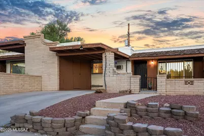 2641 S Enchanted Hills Drive, Tucson, AZ 85713 - Photo 1