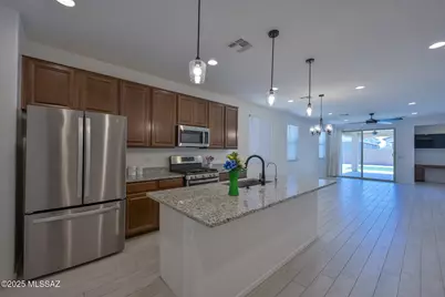 967 W Calle Moa, Sahuarita, AZ 85629 - Photo 1