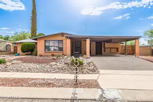525 N Bunker Hill Dr, Tucson, AZ 85748 - Photo 1
